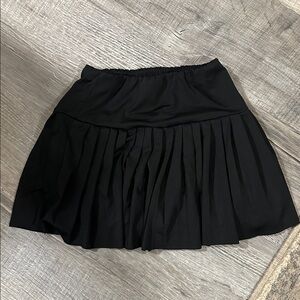 SHEIN Black Pleated Skirt